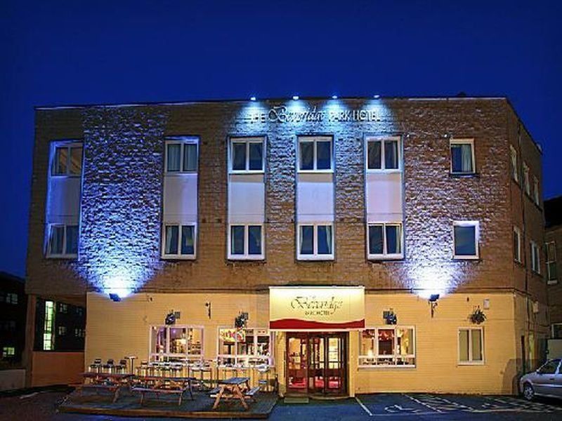 Beveridge Park Hotel Керкколди Экстерьер фото