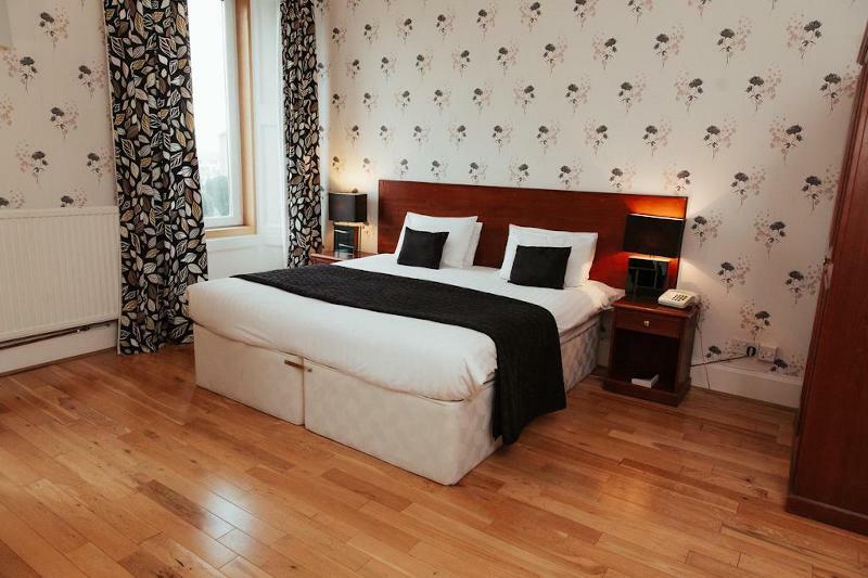Beveridge Park Hotel Керкколди Экстерьер фото